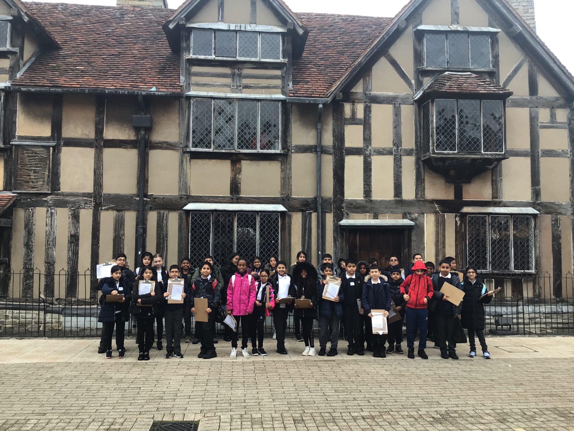 5 Blue Stratford Trip